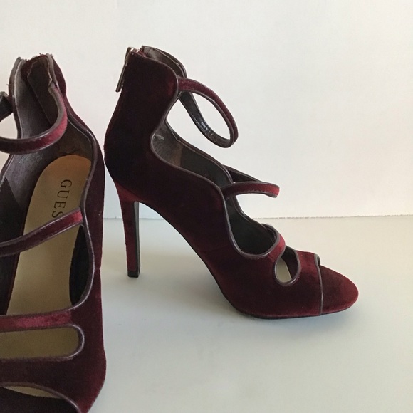 Guess Wine Velvet Strappy Stilleto Heels Sz 8.5 - Picture 6 of 8